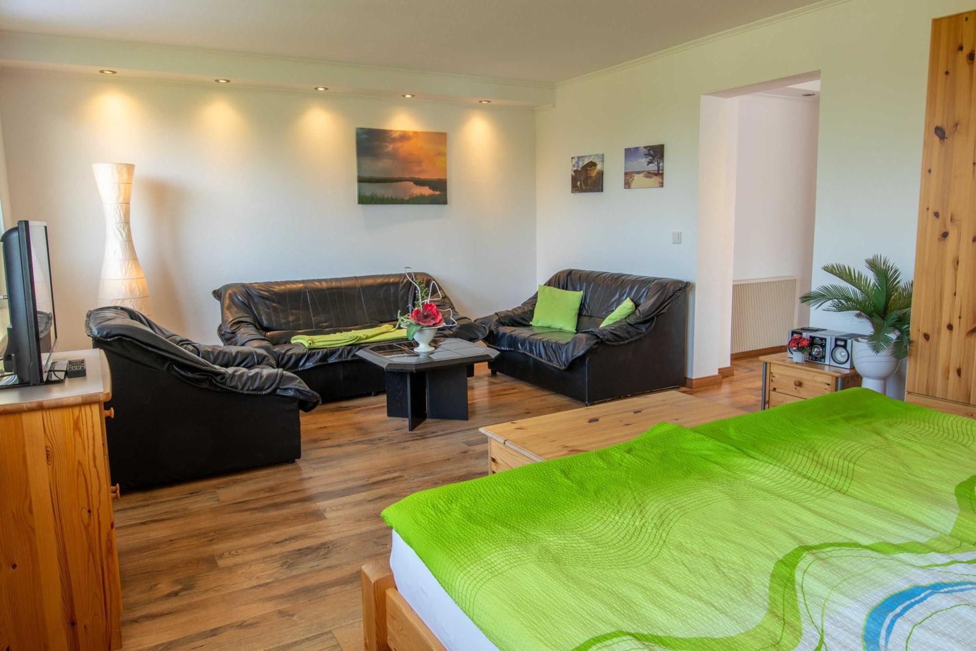 Ferienwohnungen Villa Vedro Зиновиц Екстериор снимка